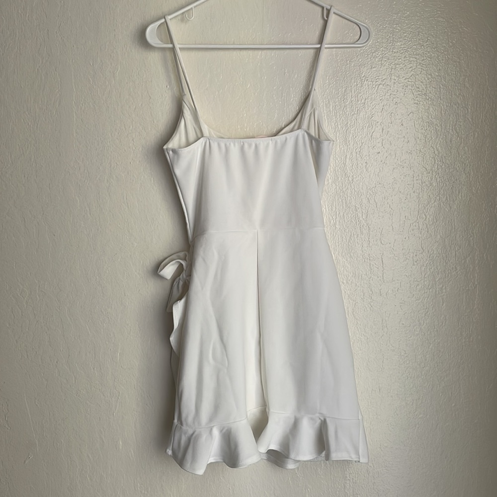 Ivory V-Wire Ruffle Wrap Dress - Picture 8 of 9